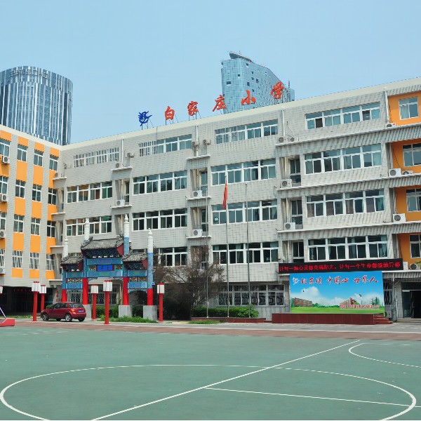 宏華校園開水器為白家莊小學創造安全飲水環境